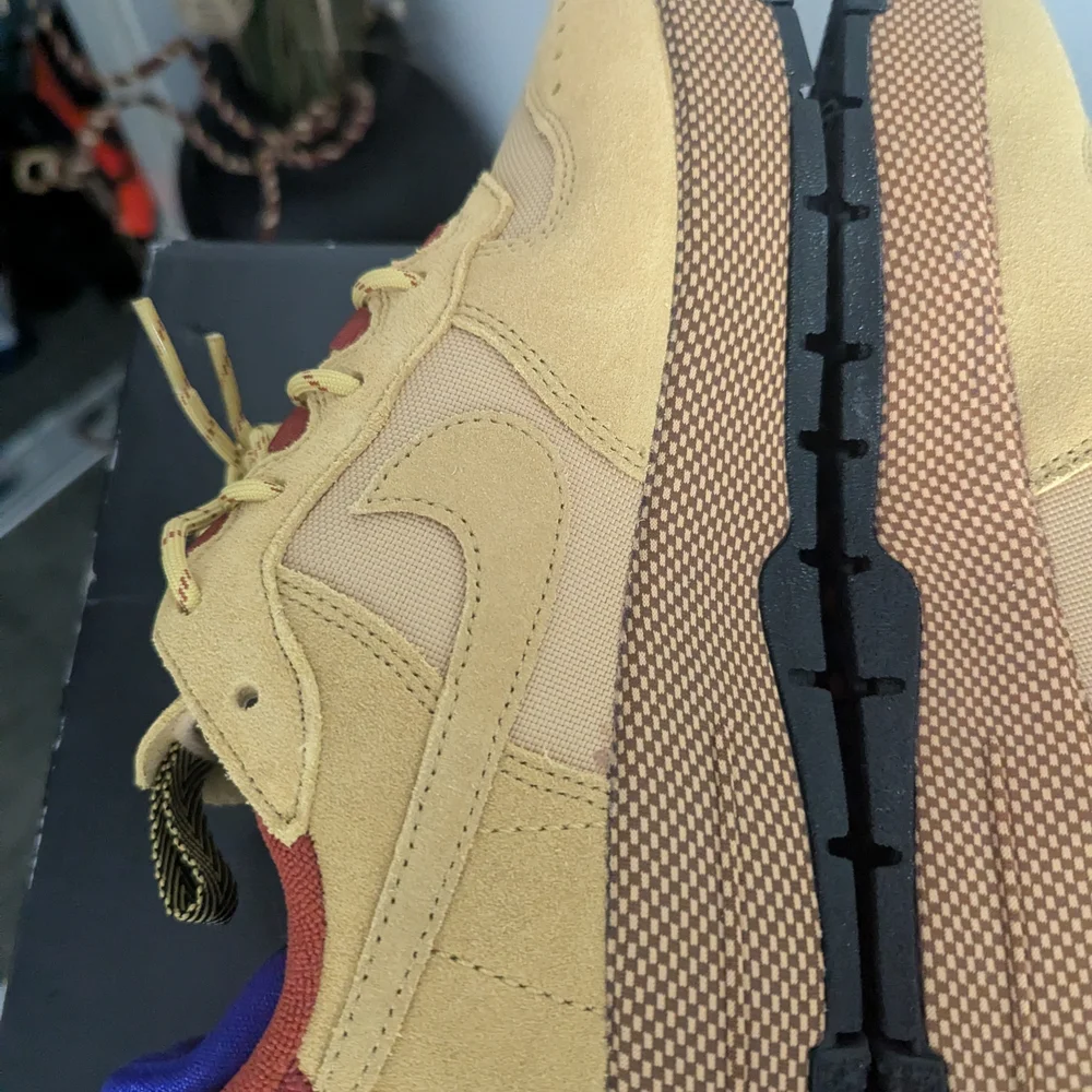 Nike Air Force 1 Wild Women Size 8.5 Brand New Wheat - Picture 8 of 10